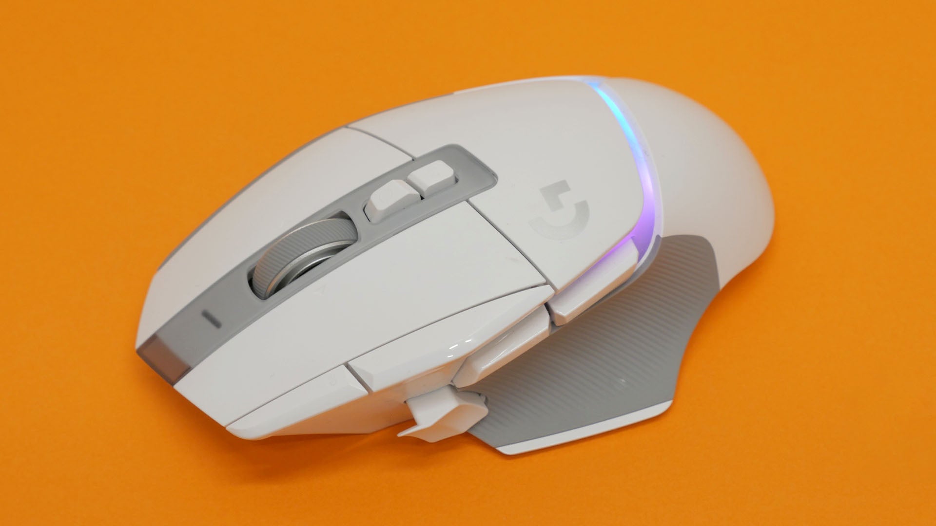 Explore a range of computer mouse options including wireless, gaming, and ergonomic designs for precision and comfort.