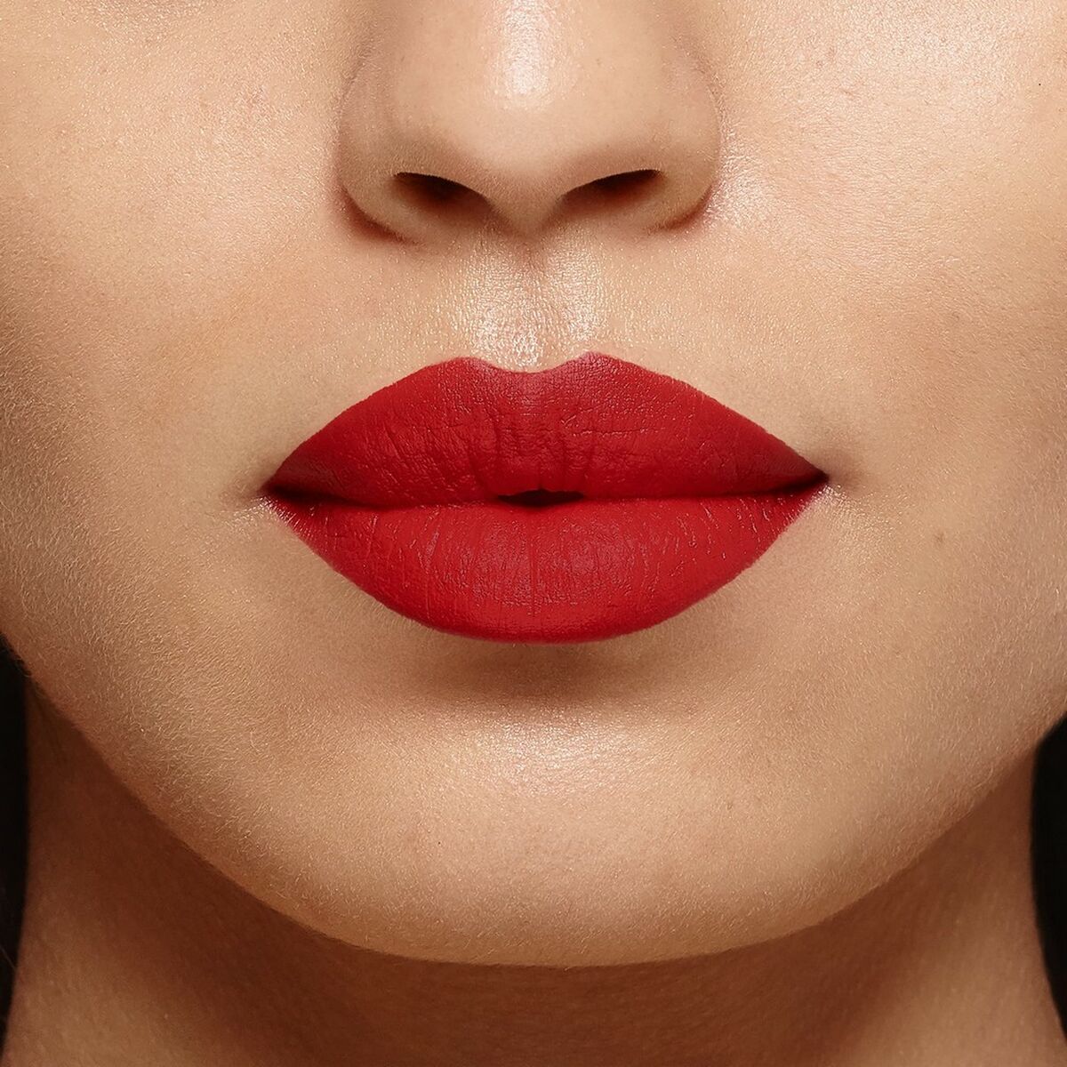 Lippenstift L'Oreal Make Up Color Riche 336-le rouge avant-garde Mattierend - CA International  