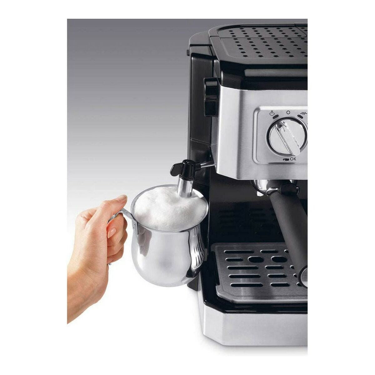 Filterkaffeemaschine DeLonghi BCO 421.S 1750 W 1 L - CA International  