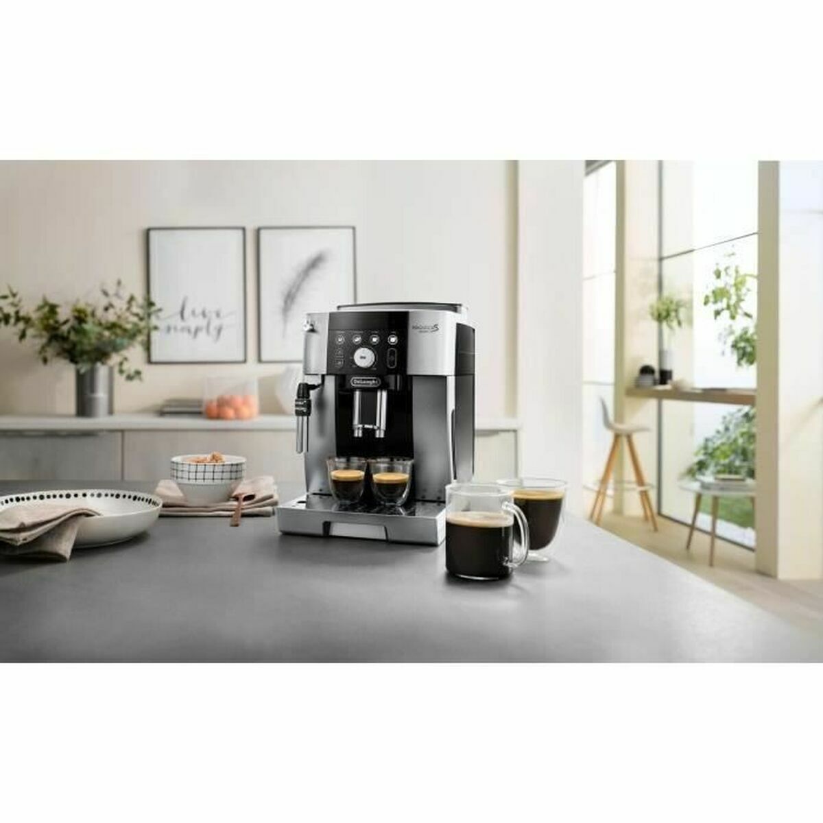 Superautomatische Kaffeemaschine DeLonghi Schwarz Silberfarben 15 bar 1,8 L - CA International  