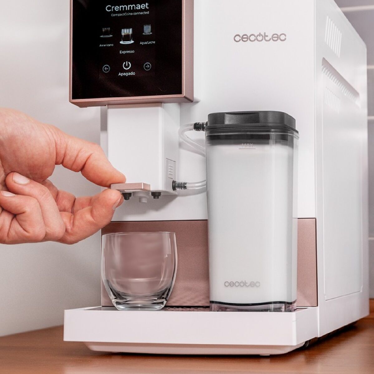 Superautomatic Coffee Maker Cecotec Cremmaet Compactccino Connected 1350 W White/Pink 19 bar 1,8 L - CA International