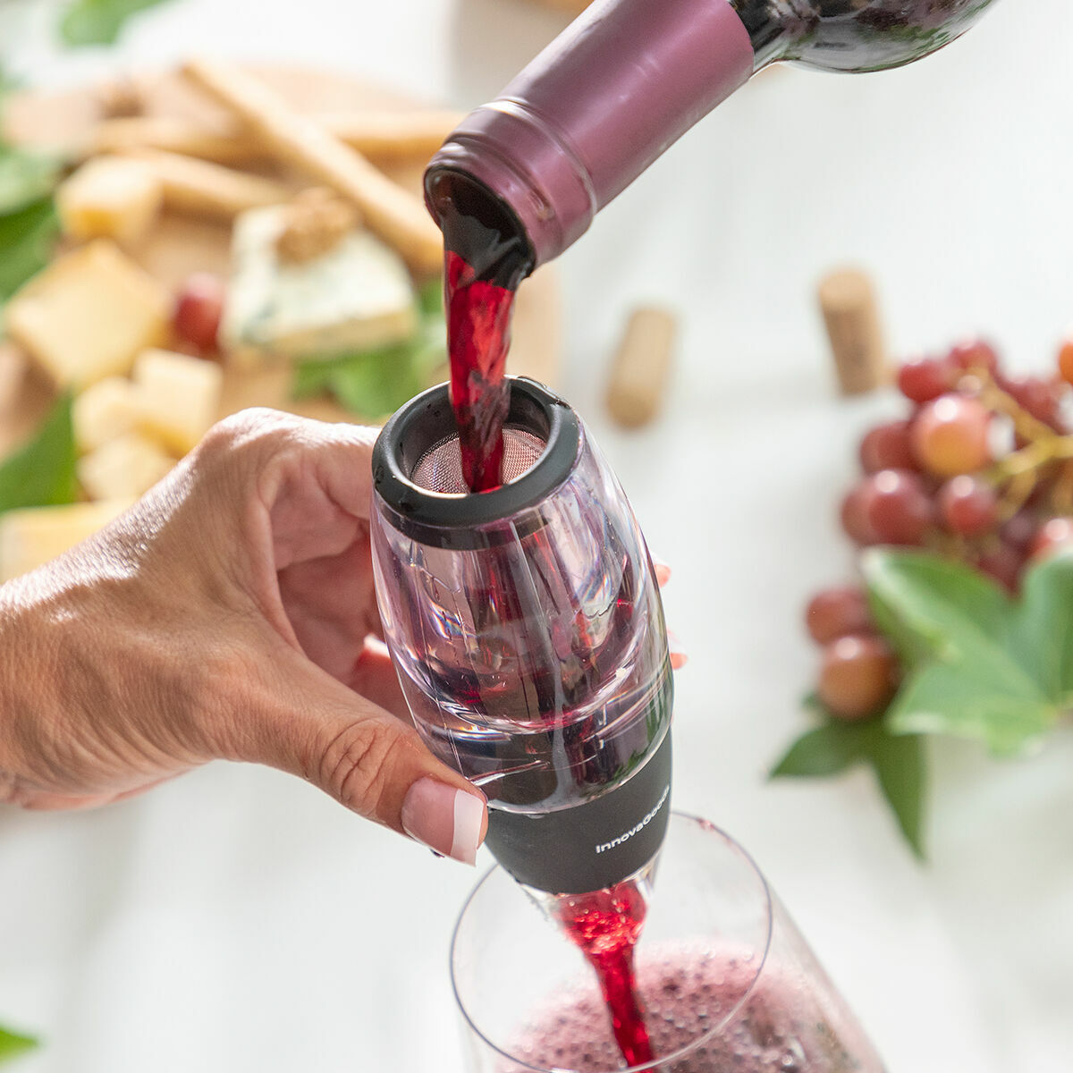 Weinbelüfter mit Filter, Ständer und Transportbeutel Wineir InnovaGoods - CA International 