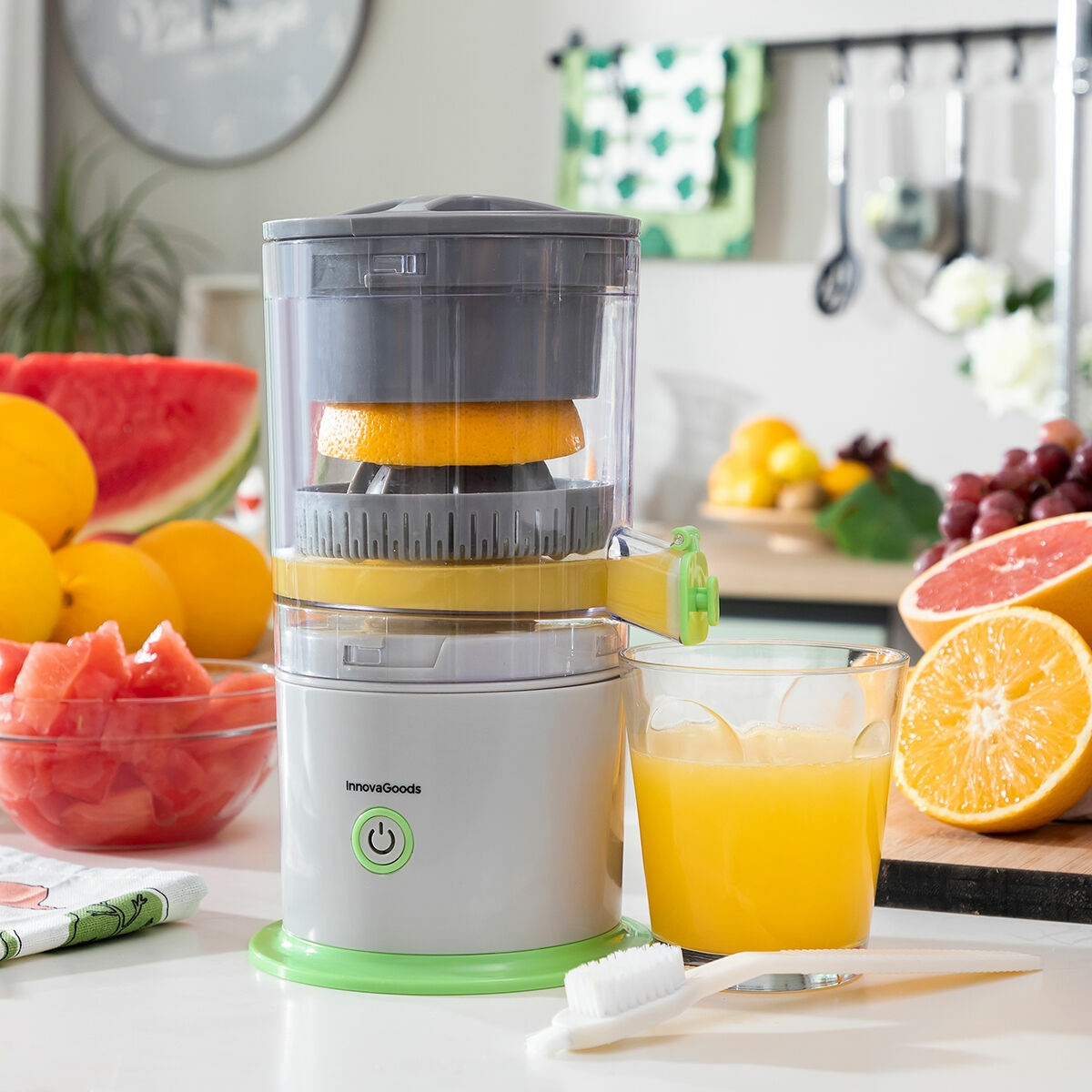 Rechargeable Automatic Juicer Juisso InnovaGoods - CA International   #