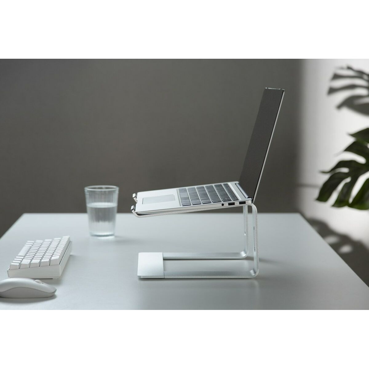 Zusammenklappbarer und verstellbarer Laptop-Ständer GEMBIRD NBS-D1-01 - CA International  