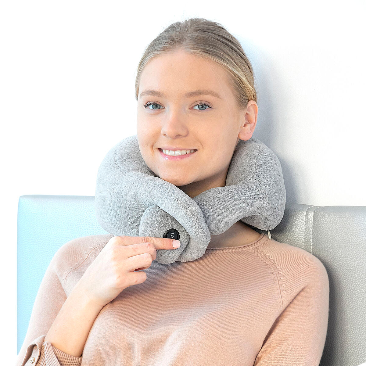 Neck Massage Cushion Newor InnovaGoods - CA International  