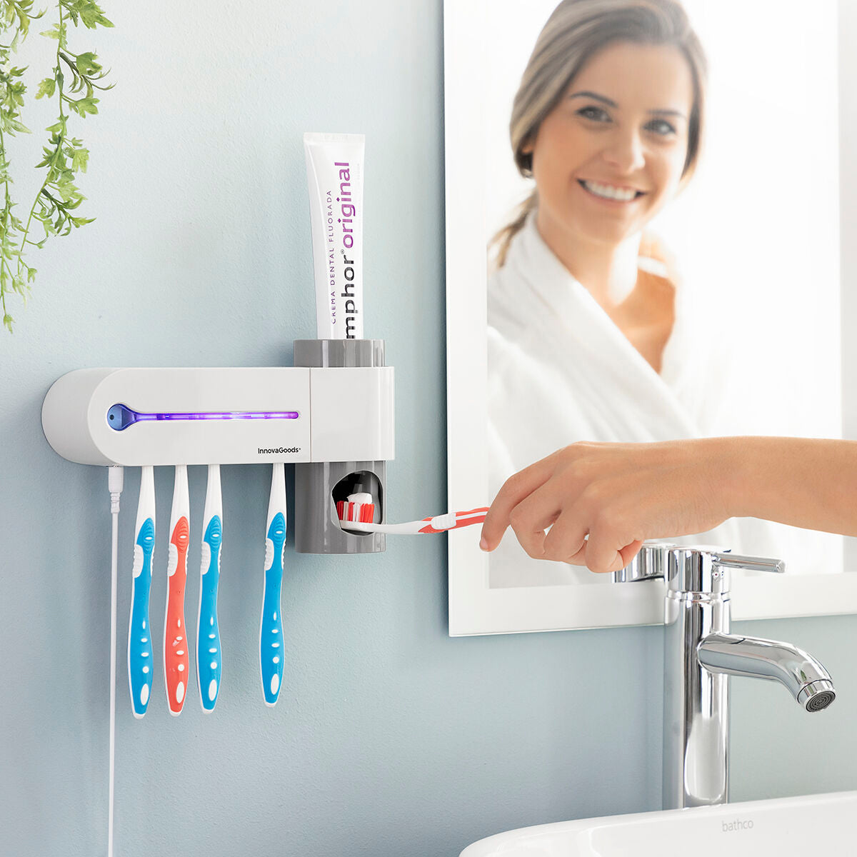 UV Toothbrush Steriliser with Stand and Toothpaste Dispenser Smiluv InnovaGoods - CA International   #