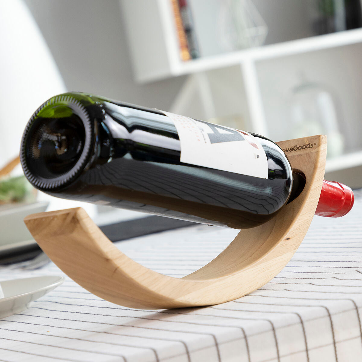 Pendelnder Weinflaschenhalter aus Holz Woolance InnovaGoods - CA International  