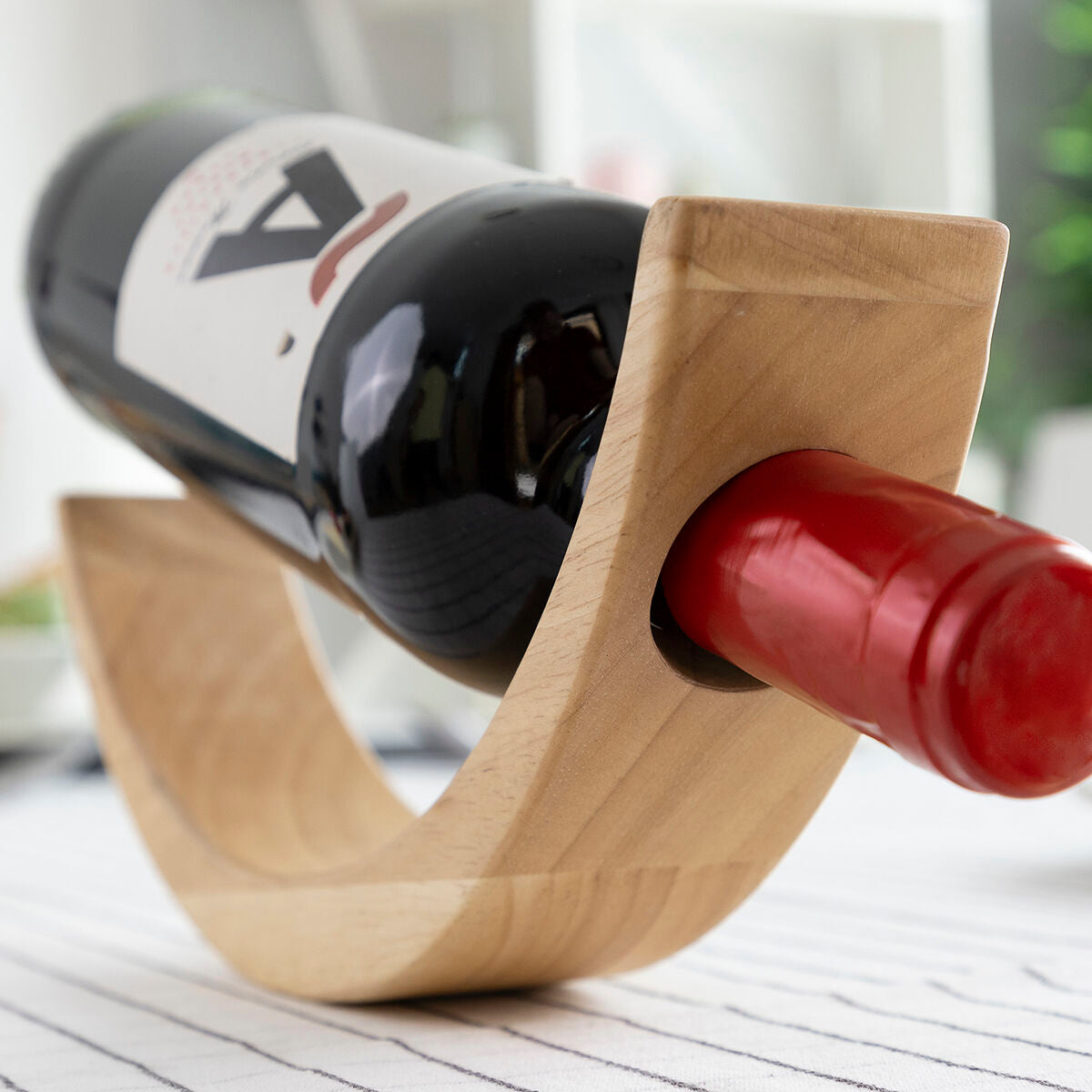 Pendelnder Weinflaschenhalter aus Holz Woolance InnovaGoods - CA International  