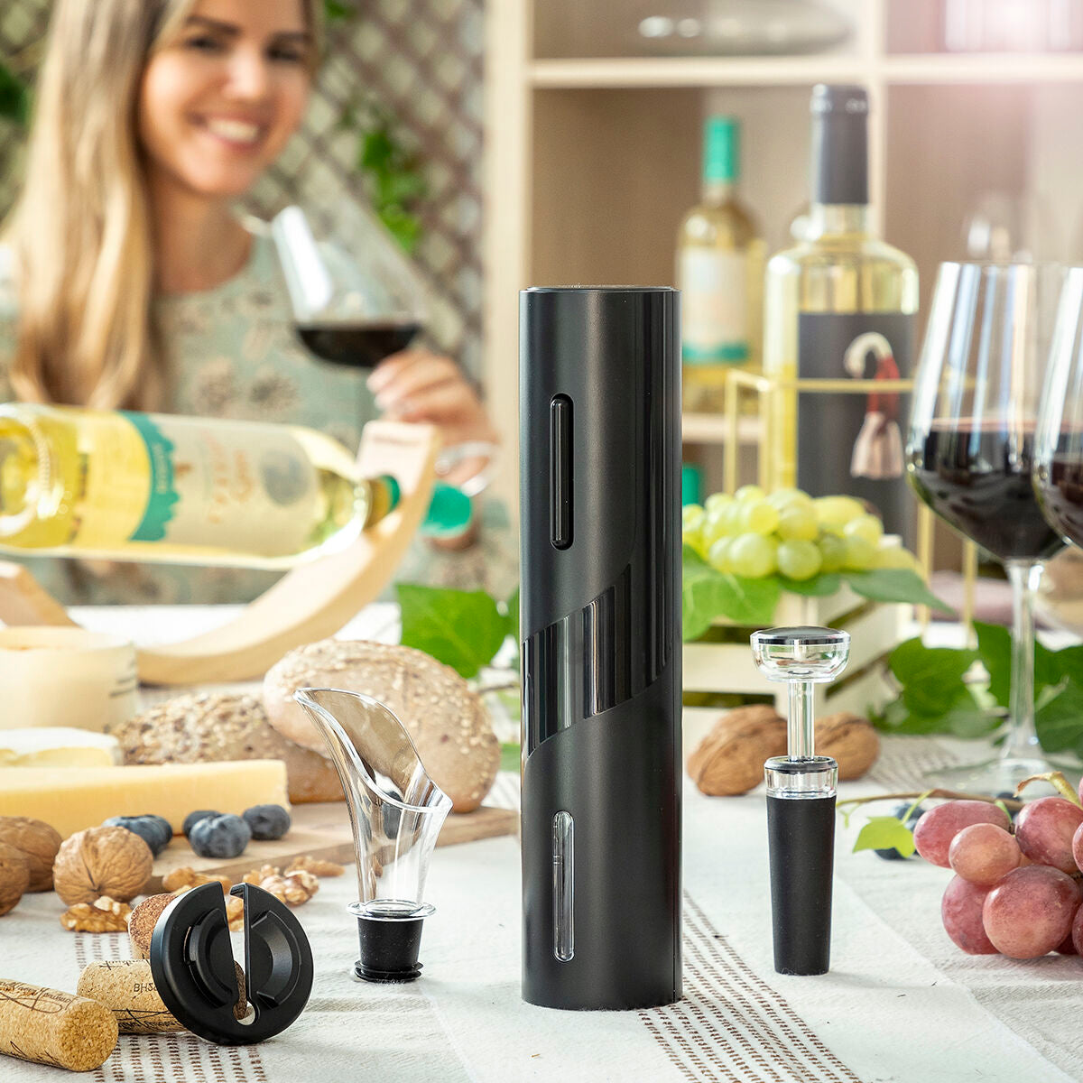 Electric Corkscrew with Accessories for Wine Corking InnovaGoods - CA International   #