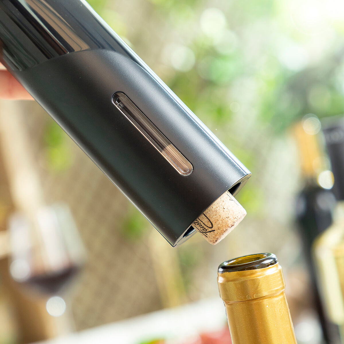 Elektrischer Korkenzieher mit Zubehör für Wein Corking InnovaGoods - CA International 
