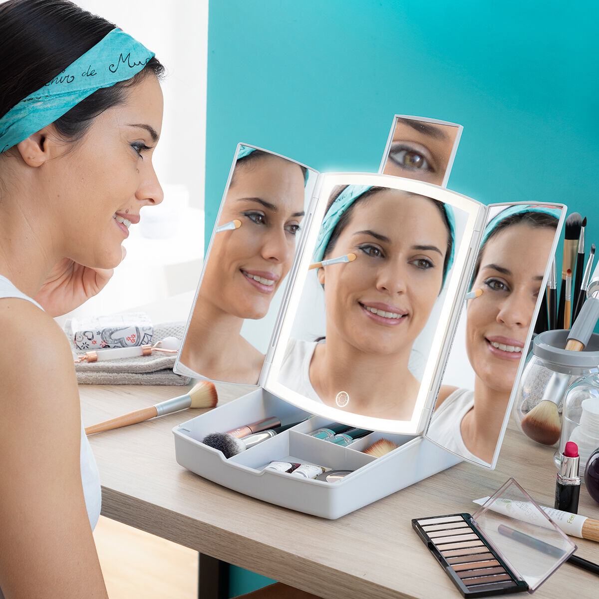 Klappbarer Spiegel mit LED und 3-in-1-Make-up-Organizer Panomir InnovaGoods - CA International 