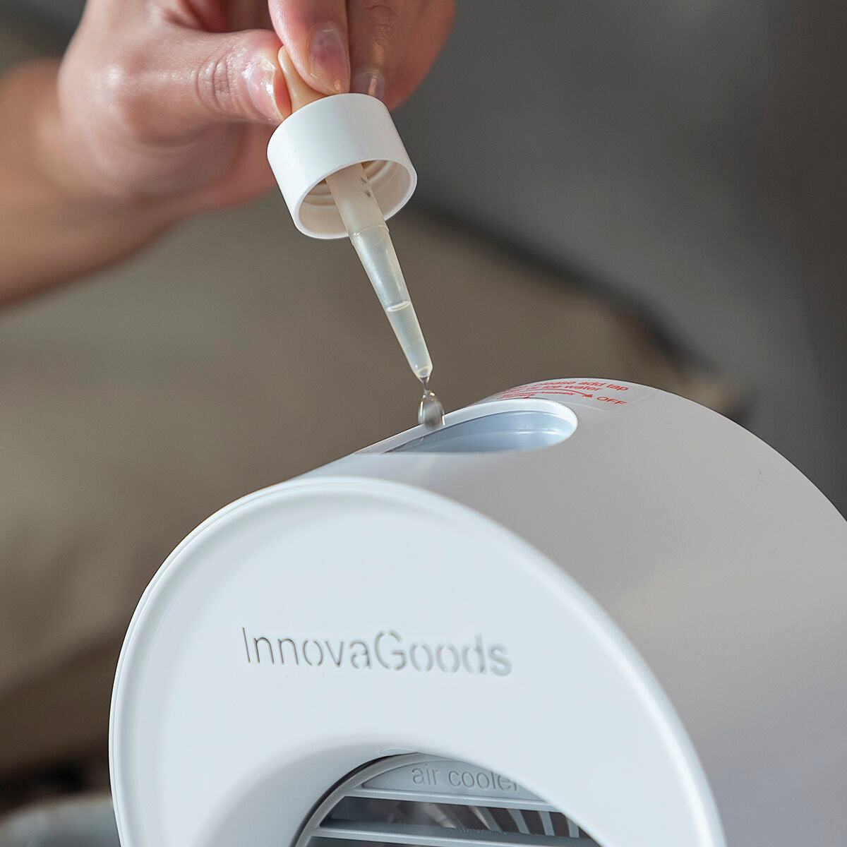 Mini-Ultraschall-Luftbefeuchter mit LEDs Koolizer InnovaGoods - CA International  