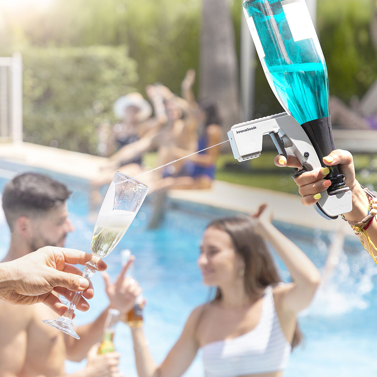 Champagne and Beer Gun Fizzllet InnovaGoods - CA International   #