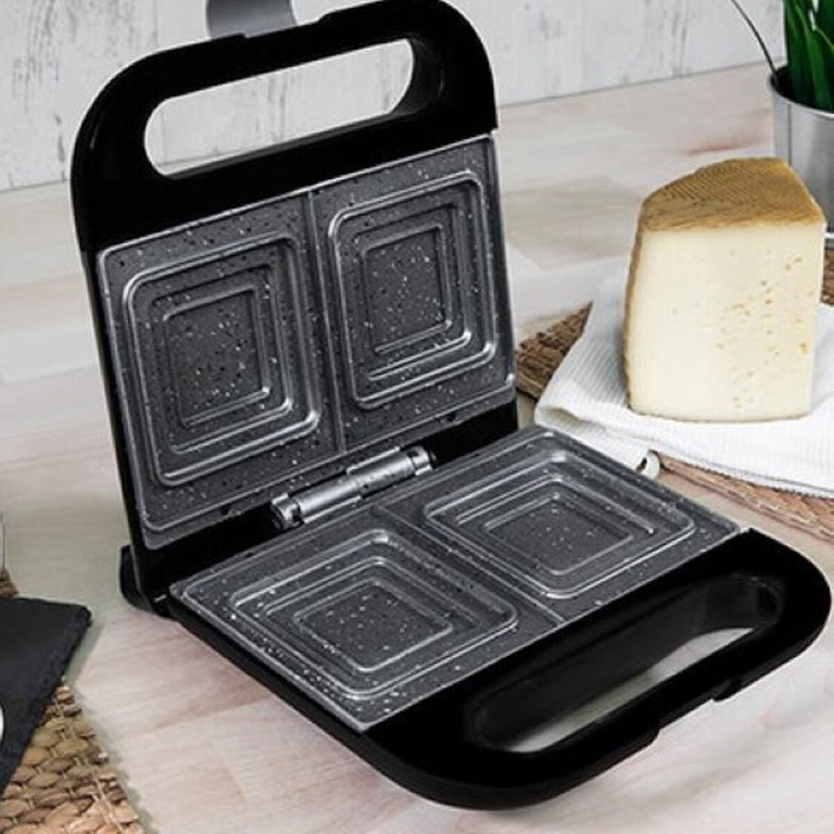 Sandwich Maker Cecotec Rock´nToast 750W Black Inox 750 W - CA International   #